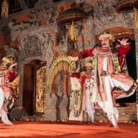 Gabungan Kesenian Klasik dan Modern di Bali Mandara Mahalango