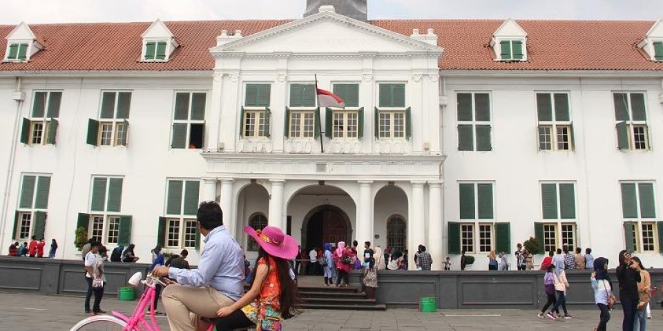 Yuk, Jalan-Jalan Sambil Berburu Pokemon di Taman Fatahillah!