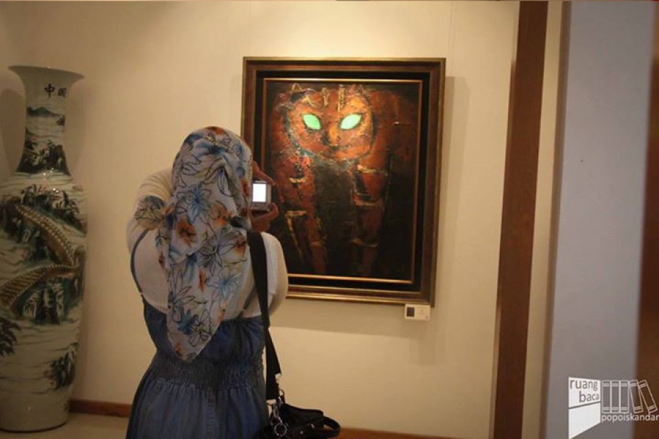 Mengenal Seni Rupa dan Sastra Lebih Dekat Di Ruang Baca Popo Iskandar