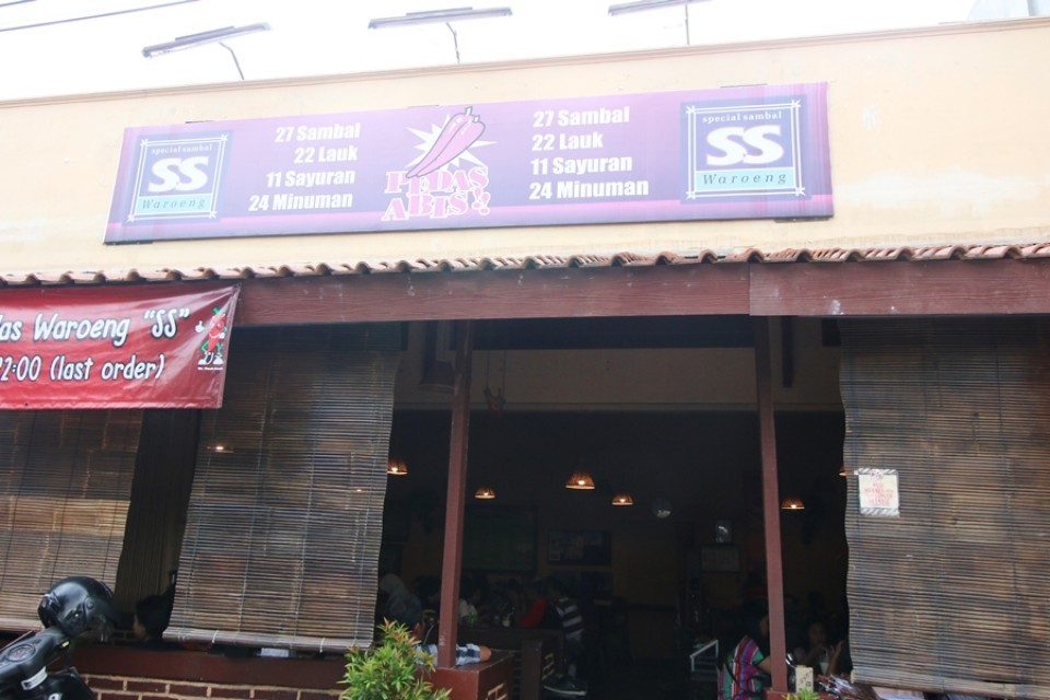 Waroeng SS, Sensasi Makan Pedas Bergaransi