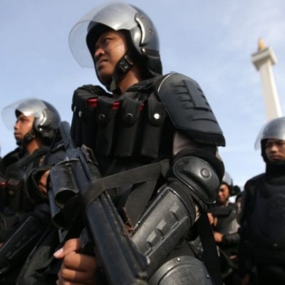 Ada ‘Robocop’ di Demo Gubernur DKI? 