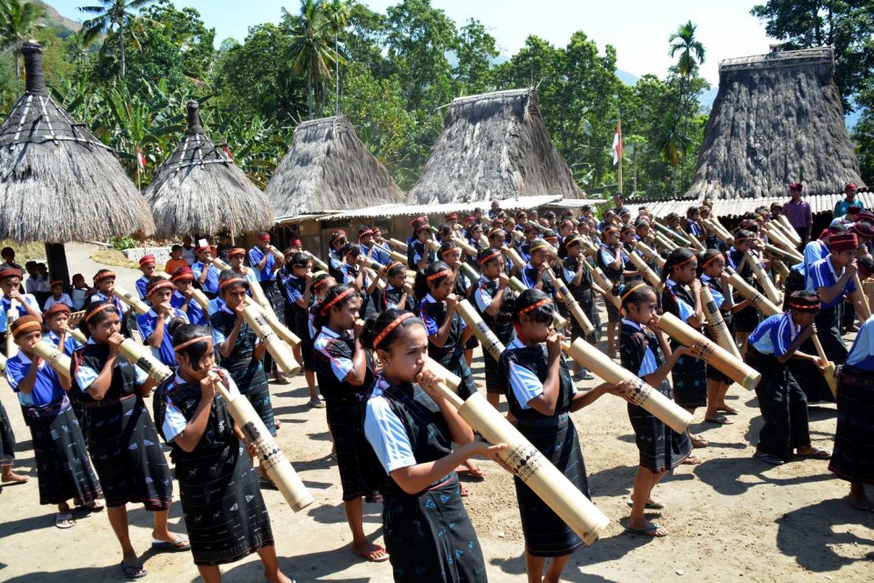 Alat Musik Flores Pecahkan Rekor Dunia