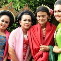 Lengger Lanang ; Lelaki Ayu Bumi Banyumas dalam Serat Chentini