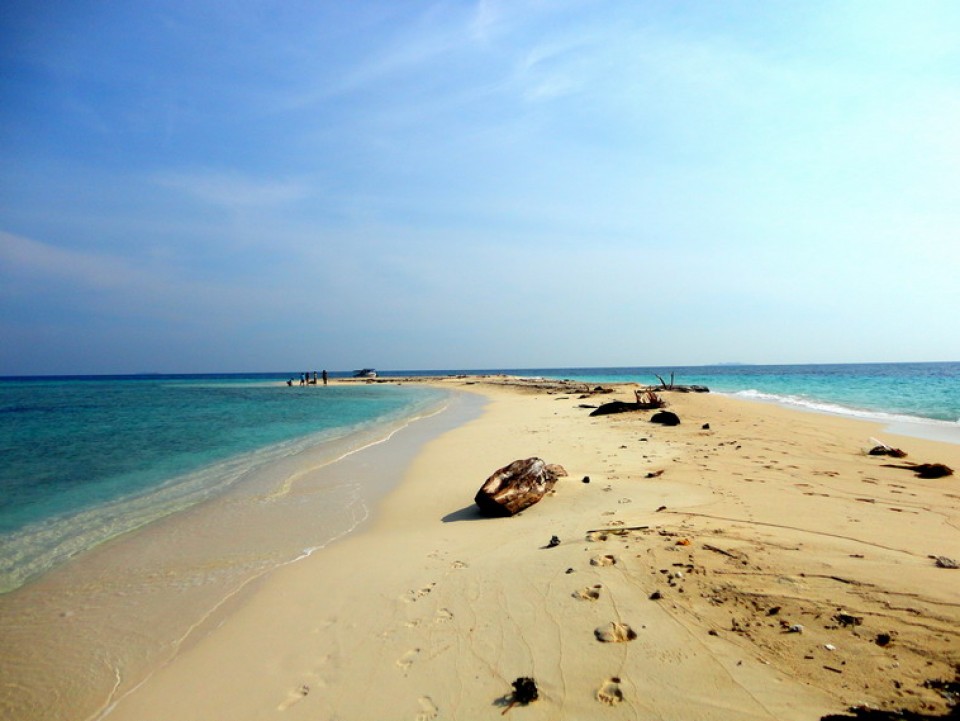 Kodingareng Keke, Keindahan Pulau Tak Berpenghuni