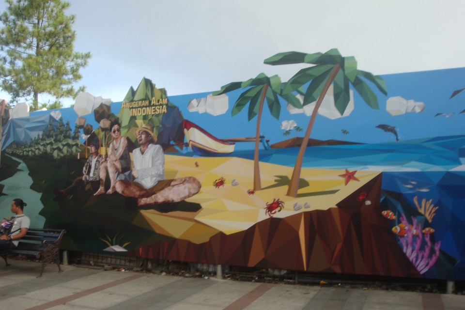 Yuk Berimajinasi di Wall Anugerah Alam Indonesia!