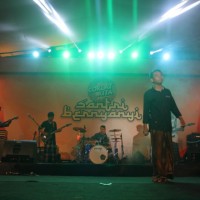 Siapa Bilang Santri Tidak Bisa Jadi Musisi?