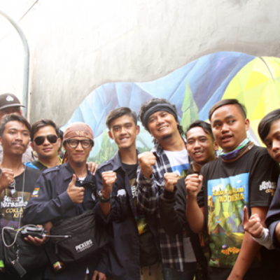 Sobat Coklat bersukacita bersama Warga Bojongloakaler