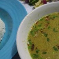 Sajian Empal Dari Kota Udang