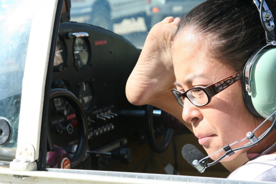 Satu-Satunya Pilot Wanita Tanpa Tangan