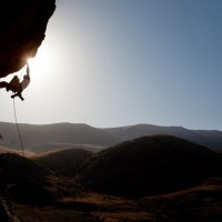 Penuhi Hasratmu di Tebing