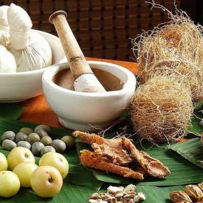 Dilarang Pakai Obat Herbal Saat Kemoterapi!