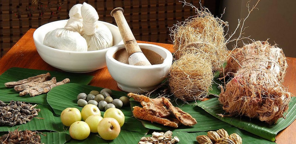 Dilarang Pakai Obat Herbal Saat Kemoterapi!