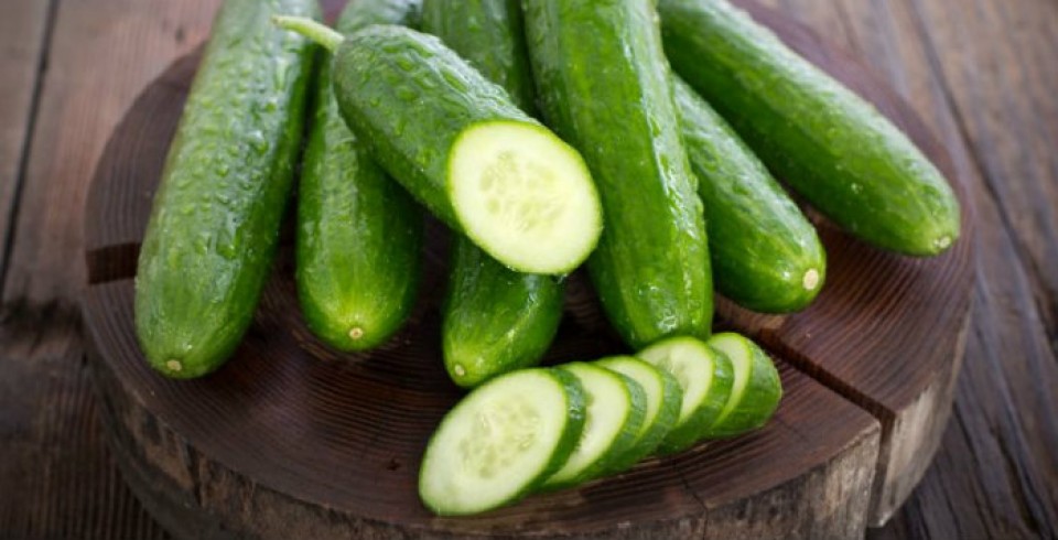 Makan Timun Wajib dengan Kulitnya!