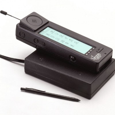 Inilah Penampakan Smartphone Pertama di Dunia