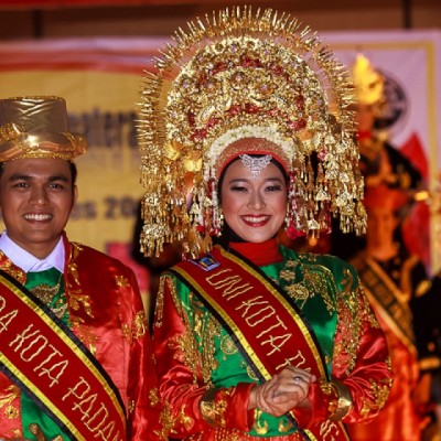 Inilah 3 Fakta Tentang Nasib Bahasa Ibu di Indonesia!