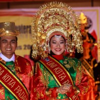 Inilah 3 Fakta Tentang Nasib Bahasa Ibu di Indonesia!