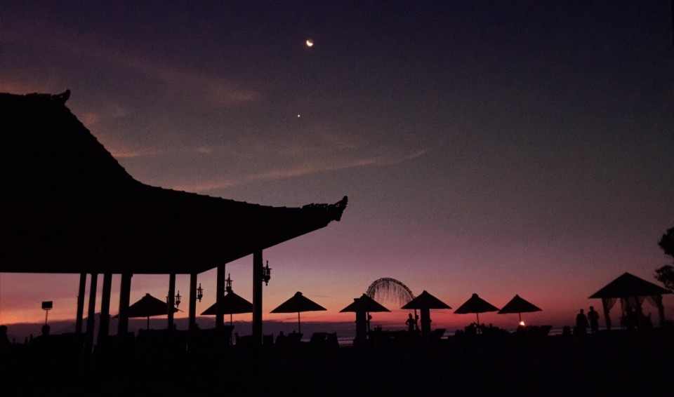 Djimbe Sunset Sound untuk Teman Menikmati Sunset di Gili Trawangan